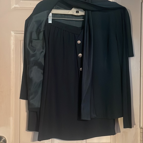 Dressy 2-pc Outfit - Picture 2 of 8